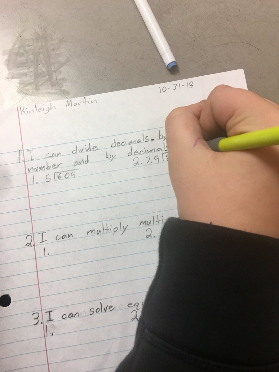 mrsjustice3rd's tweet photo. 5th grade students are creating “I can...” statements and problems for each. They are trading problems and solving one another’s. #reviewfortheexam #5thgraderocks #intelligentmindsatwork @PrincipalRobins @JaynieCWatts https://t.co/UoRliugduV