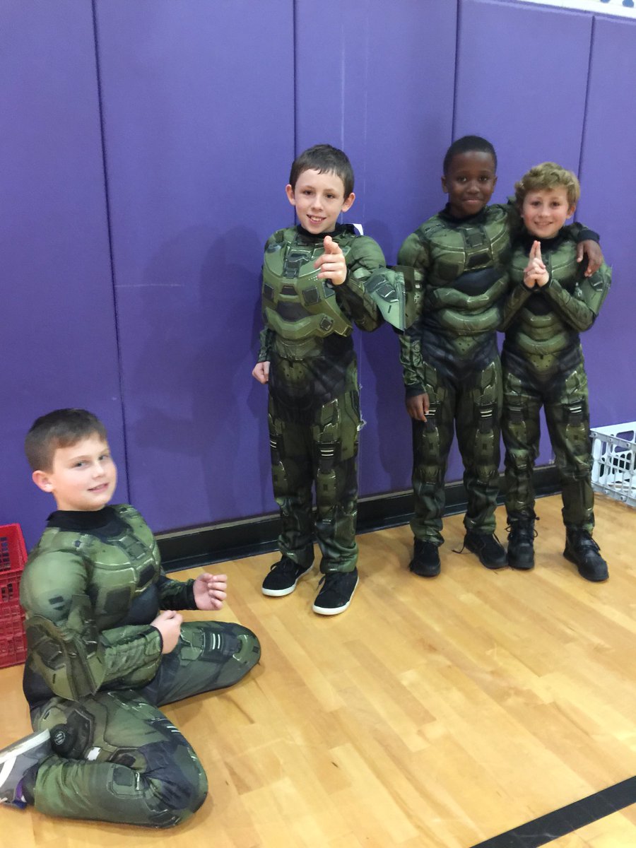 mrshaydenviolet's tweet photo. Halloween Fun! @VioletAllStars #MyLSPS https://t.co/U3sZMyXBIl