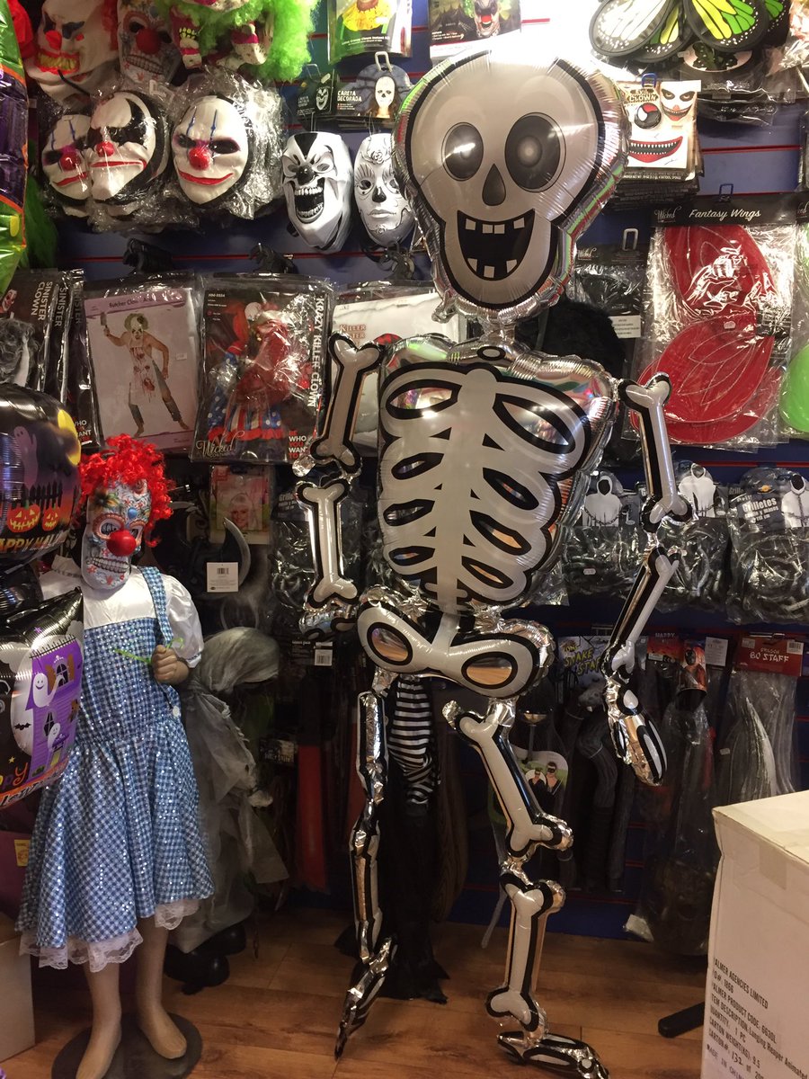 #HappyHalloween everyone! Have fun and stay safe tonight. You’re never too old to #TrickOrTreating 🎃
#Halloween18