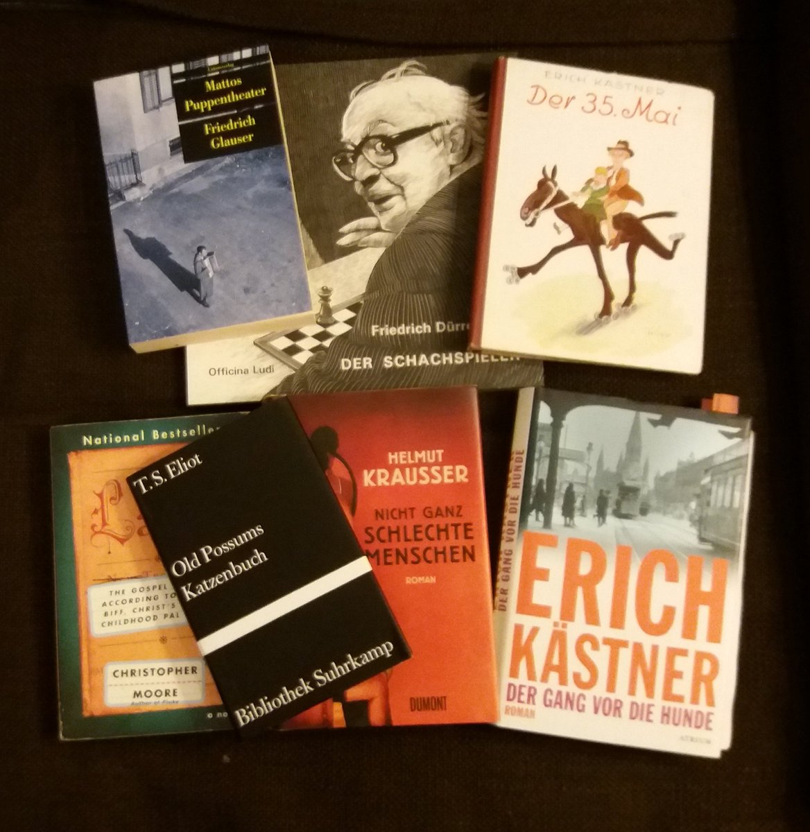 Fabian Beer (@beer_fabian) on Twitter photo Danke an @mpreidel für die Einladung, im Zuge der #Buchchallenge 7 meiner Lieblingsbücher zu präsentieren - ohne weitere Worte und auf einen Streich. Vielleicht hat <a href="/christophgoos/">Christoph Goos</a> Lust, es mir gleichzutun? 📚🤓 Danke an @mpreidel für die Einladung, im Zuge der #Buchchallenge 7 meiner Lieblingsbücher zu präsentieren - ohne weitere Worte und auf einen Streich. Vielleicht hat <a href="/christophgoos/">Christoph Goos</a> Lust, es mir gleichzutun? 📚🤓