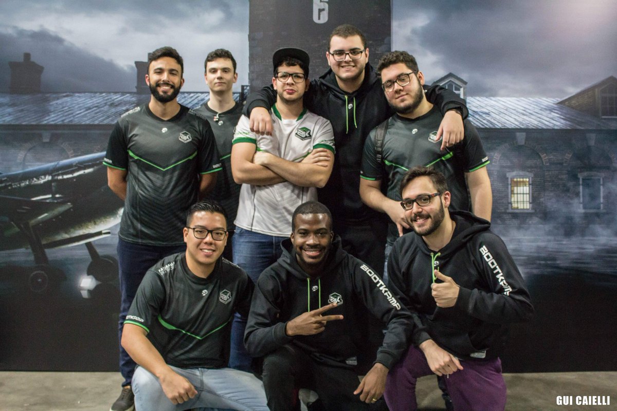guicaielli's tweet photo. Algumas fotos que fiz da @bootkampgaming na rodada de domingo do BR6! 😊
#GuiCaielli #BR6 #Bootkamp https://t.co/QRI9Vula6a