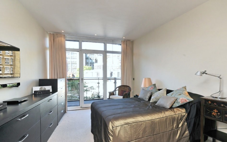 ChaseApartment's tweet photo. Stunning 3 bedrooms 3 bathrooms apartment in #HepworthCourt #GrosvenorWaterside #GatliffRoad #SW1W is available to #rent 

For more information or to arrange viewings call Michael 02077225022 https://t.co/zxs4Sk8KGs