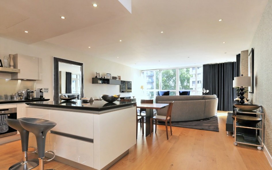 ChaseApartment's tweet photo. Stunning 3 bedrooms 3 bathrooms apartment in #HepworthCourt #GrosvenorWaterside #GatliffRoad #SW1W is available to #rent 

For more information or to arrange viewings call Michael 02077225022 https://t.co/zxs4Sk8KGs