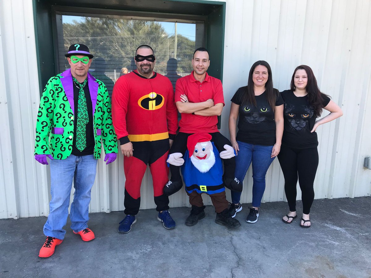 allproupullit's tweet photo. HAPPY HALLOWEEN FROM ALL OF US HERE AT ALL PRO!🎃🕷️ https://t.co/LGzHXUX0Kw