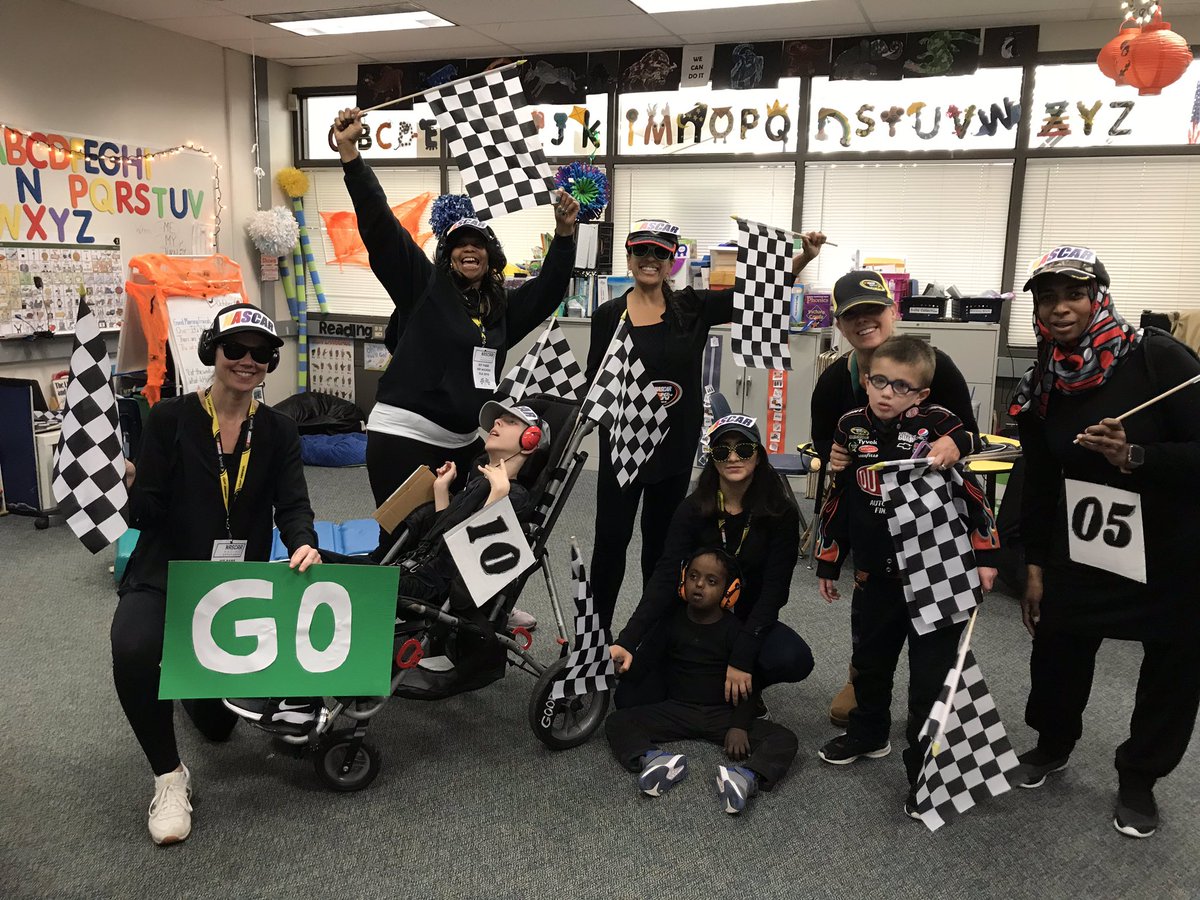 #HappyHalloween#FLSClassCostume#Nascar <a href="/KWBHalliganFLS/">Elizabeth Halligan</a> #KWBPride <a href="/NASCAR/">NASCAR</a> <a href="/JeffGordonWeb/">Jeff Gordon</a>