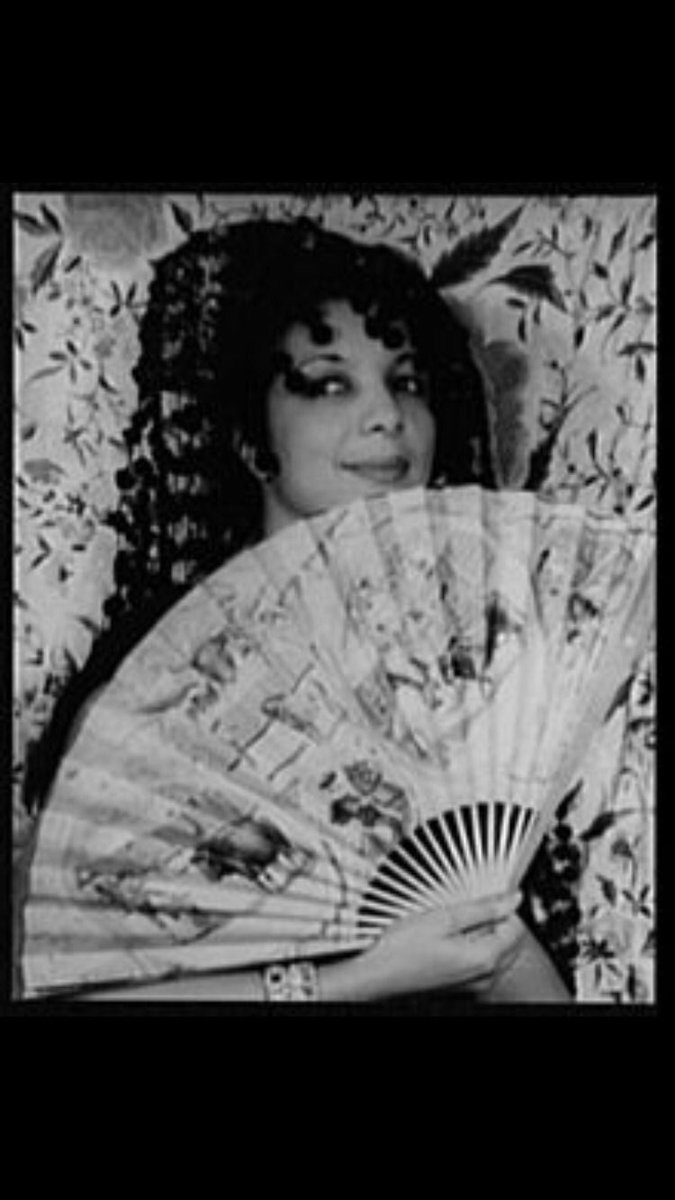 1)Evelyn Dove was an internationally renowned singer, actress & star of the 1920’s cabaret scene. The daughter of a Sierra Leonean Barrister and his English wife. She studied music at the Royal Academy of Music where she performed with some of the world’s top black entertainers.
