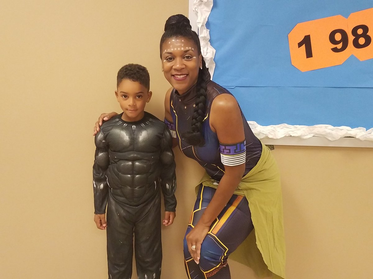 JaneiaBiggens's tweet photo. Character Counts! Day #princessshuri #sheisloyal #sheisresponsible #shehascharacter https://t.co/SJ2xNOWWaS