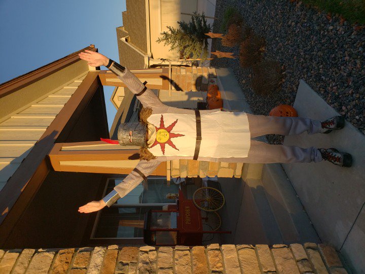 APB's tweet image. Praise the Sun