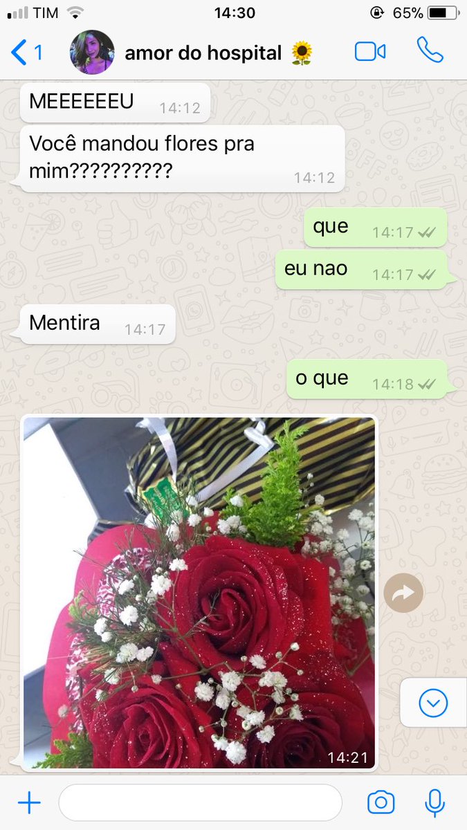 trouxanizer's tweet photo. mande flores p sua mina (mesmo que ela ainda n seja sua mina) e finja que n foi você https://t.co/wWt3GUwXm7
