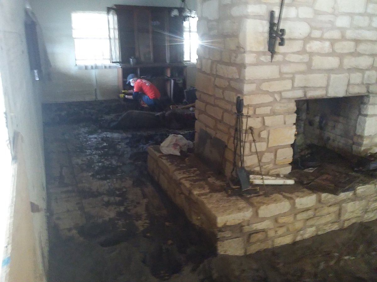 GregButler514's tweet image. Pics from the house our team mucked out in Kingsland after the flood..Thank you to everyone who volunteered their time on this project..Way to go Team Depot