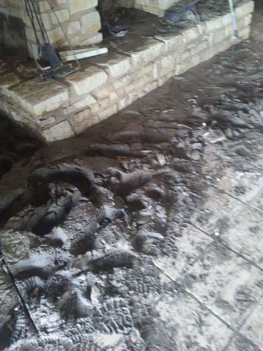 GregButler514's tweet image. Pics from the house our team mucked out in Kingsland after the flood..Thank you to everyone who volunteered their time on this project..Way to go Team Depot