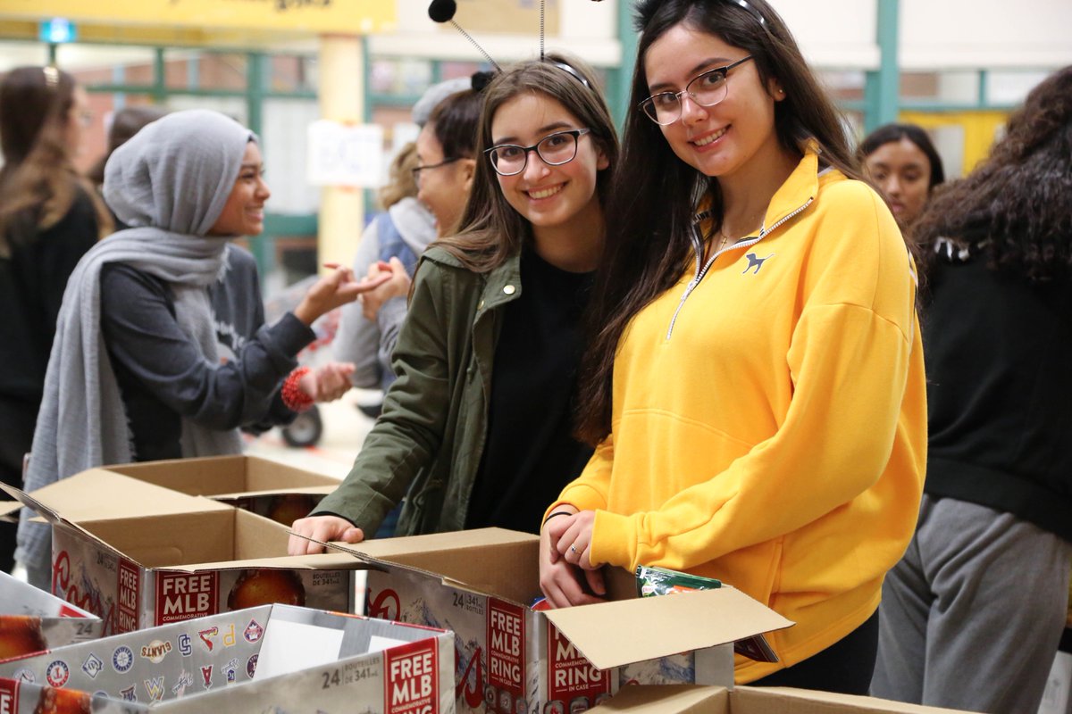 HWCDSB's tweet photo. A full house tonight at STM for #WSH2018! This is its 19th year collecting non-perishable food items for the local @n2ncentre. To date, the school has collected over 800,000 lbs of food in support of those less fortunate in our #HamOnt community. #FaithInAction https://t.co/9eLdryUErn