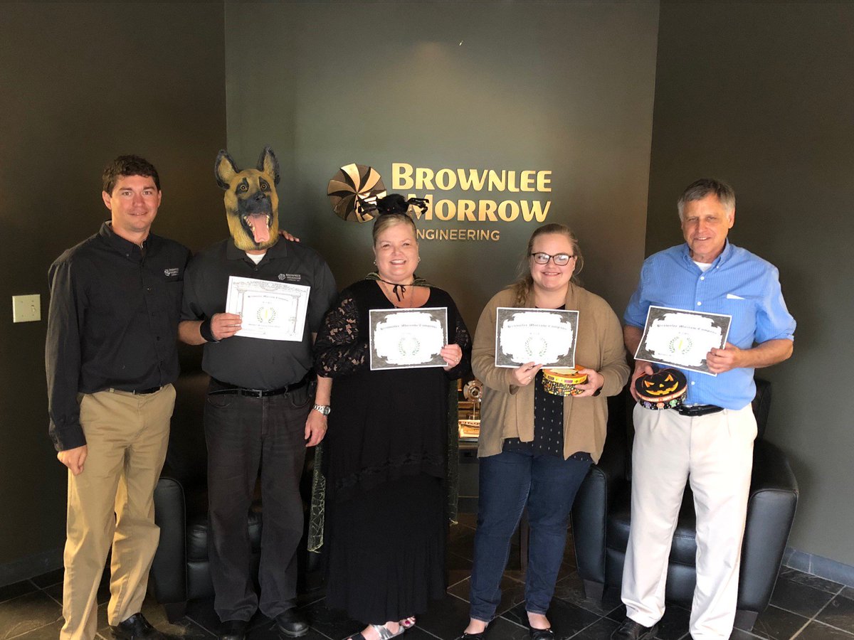 BrownleeMorrow's tweet photo. Happy Halloween from the Brownlee Morrow family! 
#Halloween2018 #HalloweenDecor #OfficeHalloween #SpookySpaces #DecorationContest https://t.co/qJ4YLyGclU
