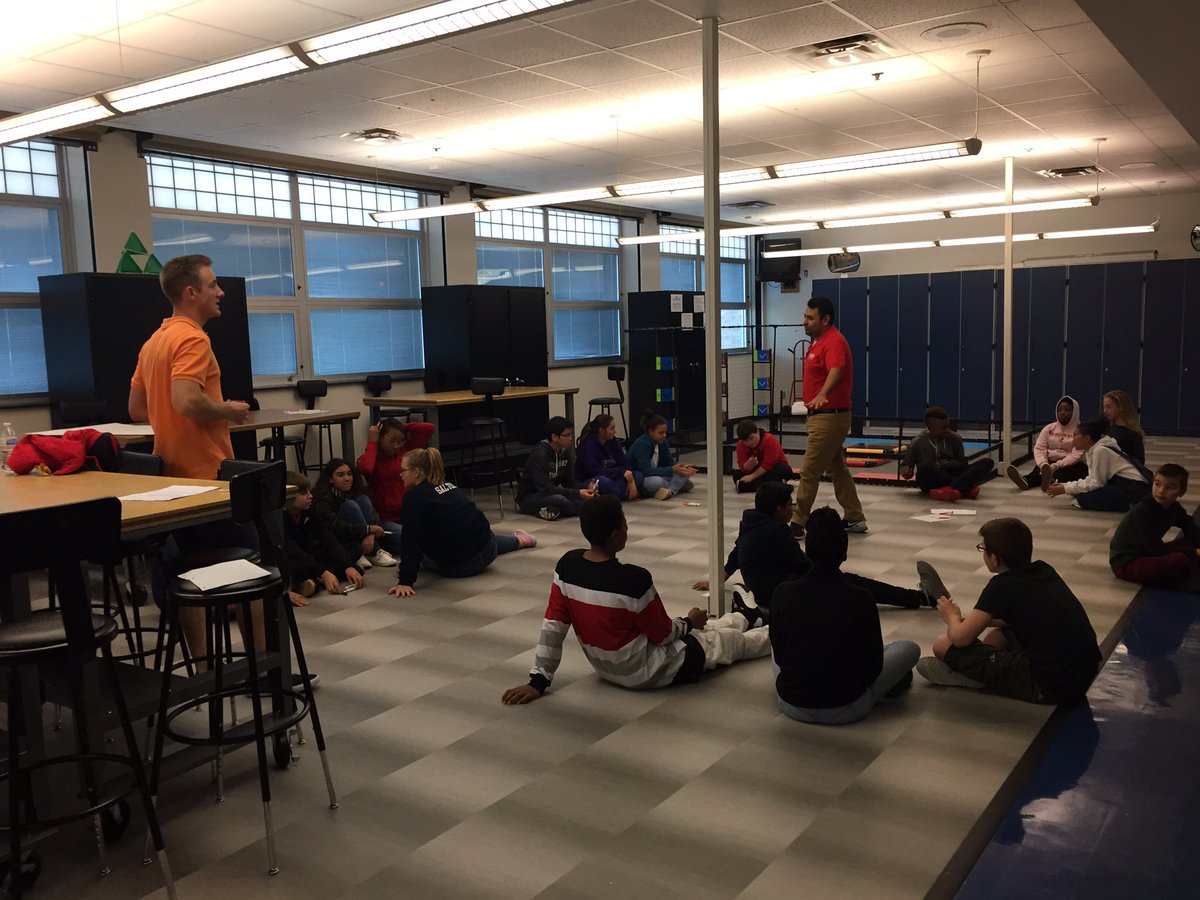 TalbottEdD's tweet photo. Thanks to Launch Leadership @Launch_Leaders for a remarkable One day Workshop with McMillan Student Council. Our focus on #teamwork will lead to even more successful events and activities this year. #imagination #creation #groupwork #opsproud @OPS_McMillan https://t.co/yiI7CHzZBy