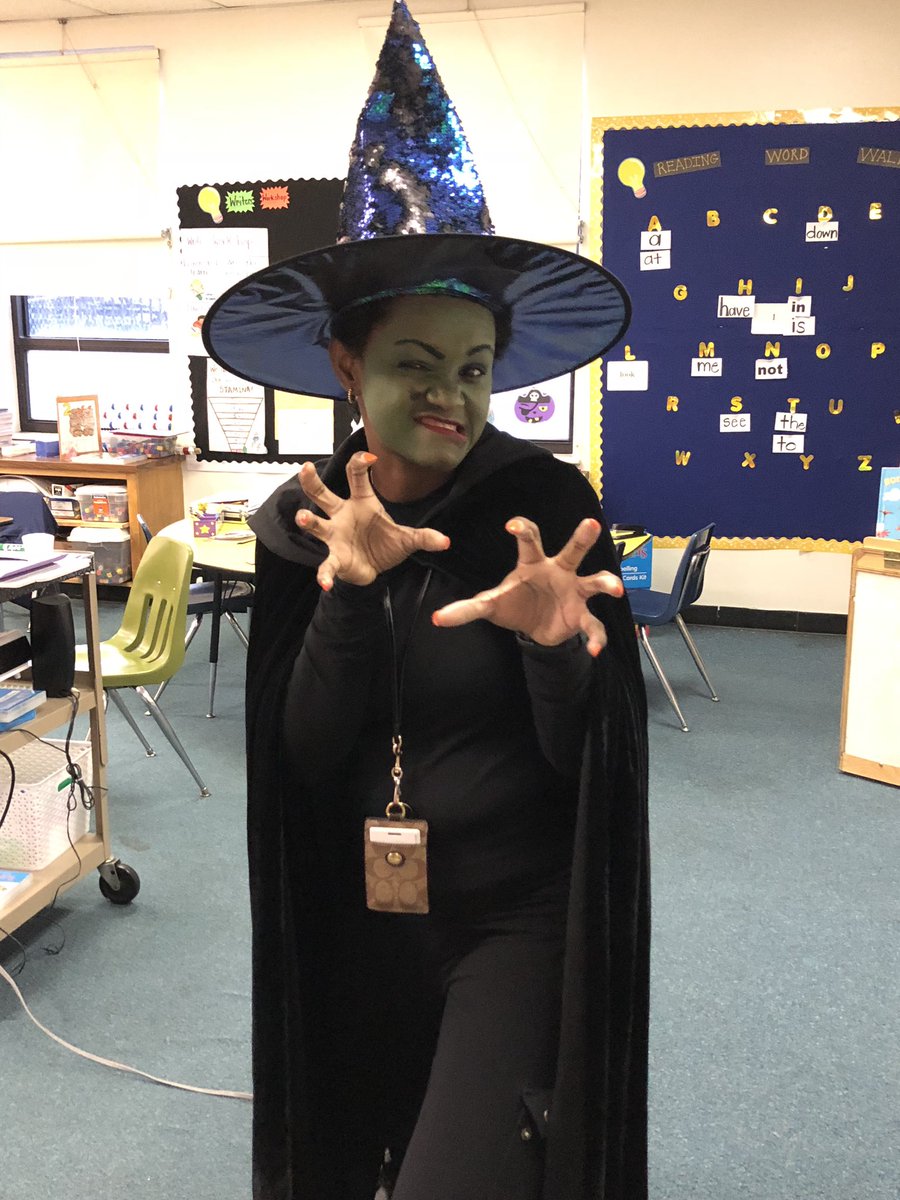 BuddLibrary's tweet image. #BuddEagles dressed up as #BookCharacters @DISD_Libraries @dallasschools