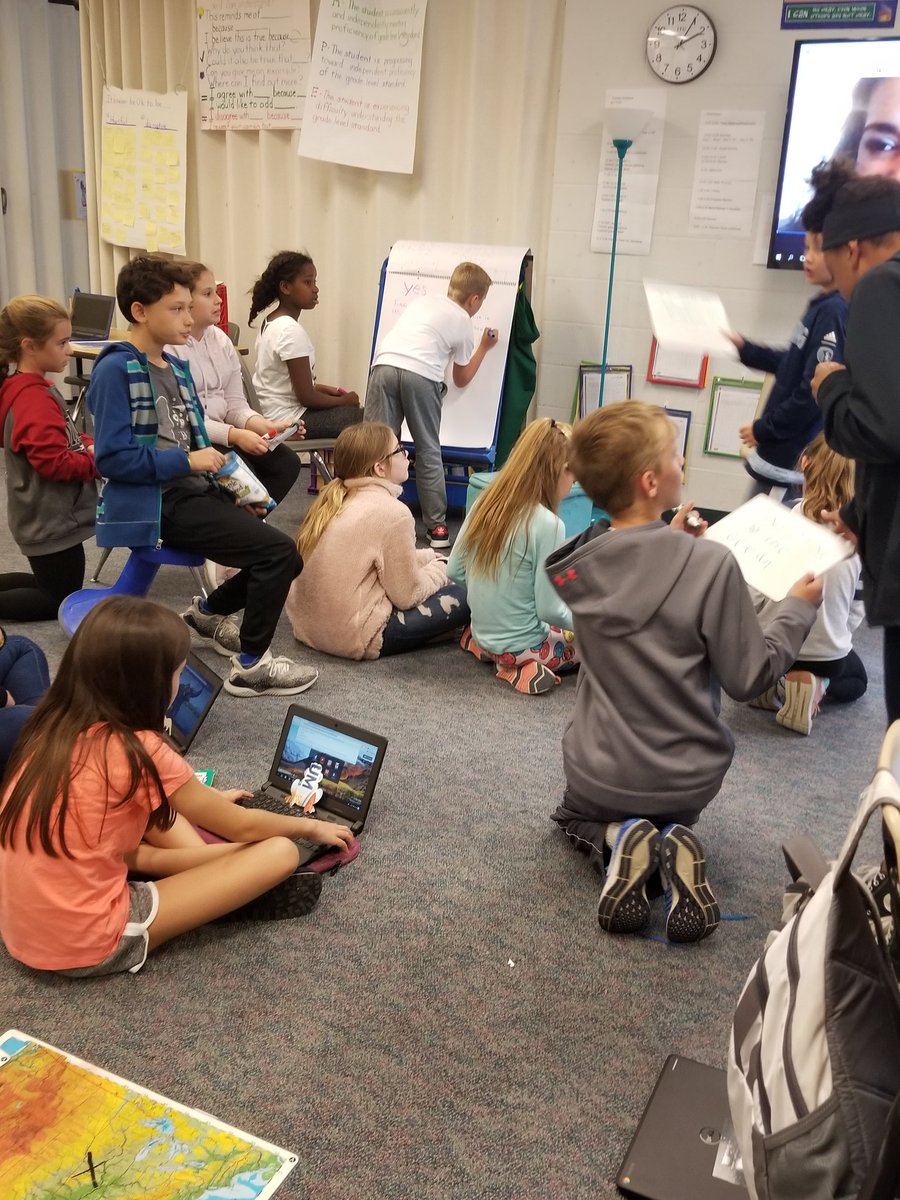 dtwenter76's tweet photo. Mystery hangout success!#criticalthinking #Halloween #fun #hellodallas https://t.co/jl2Ih74eIz