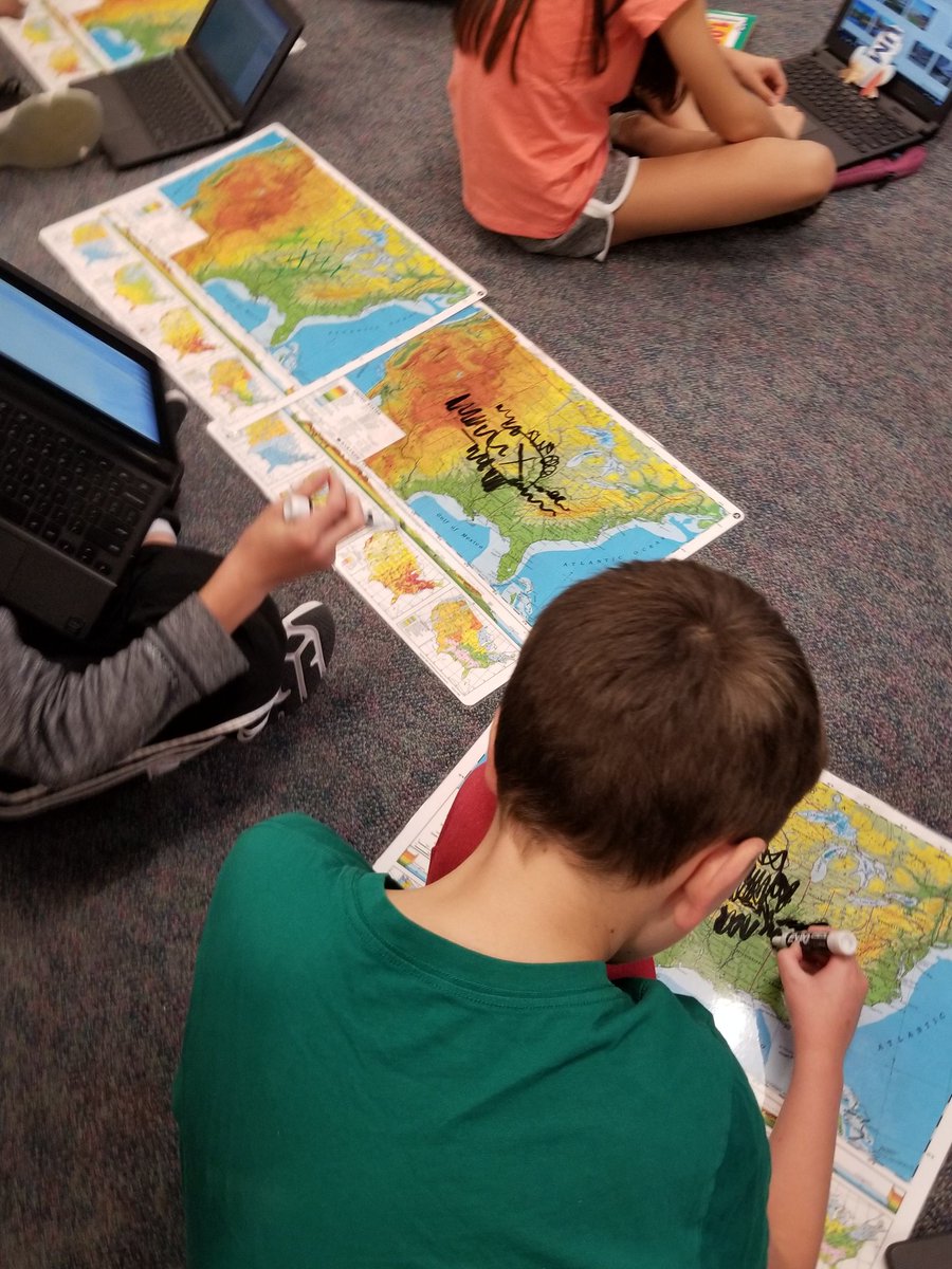 dtwenter76's tweet photo. Mystery hangout success!#criticalthinking #Halloween #fun #hellodallas https://t.co/jl2Ih74eIz