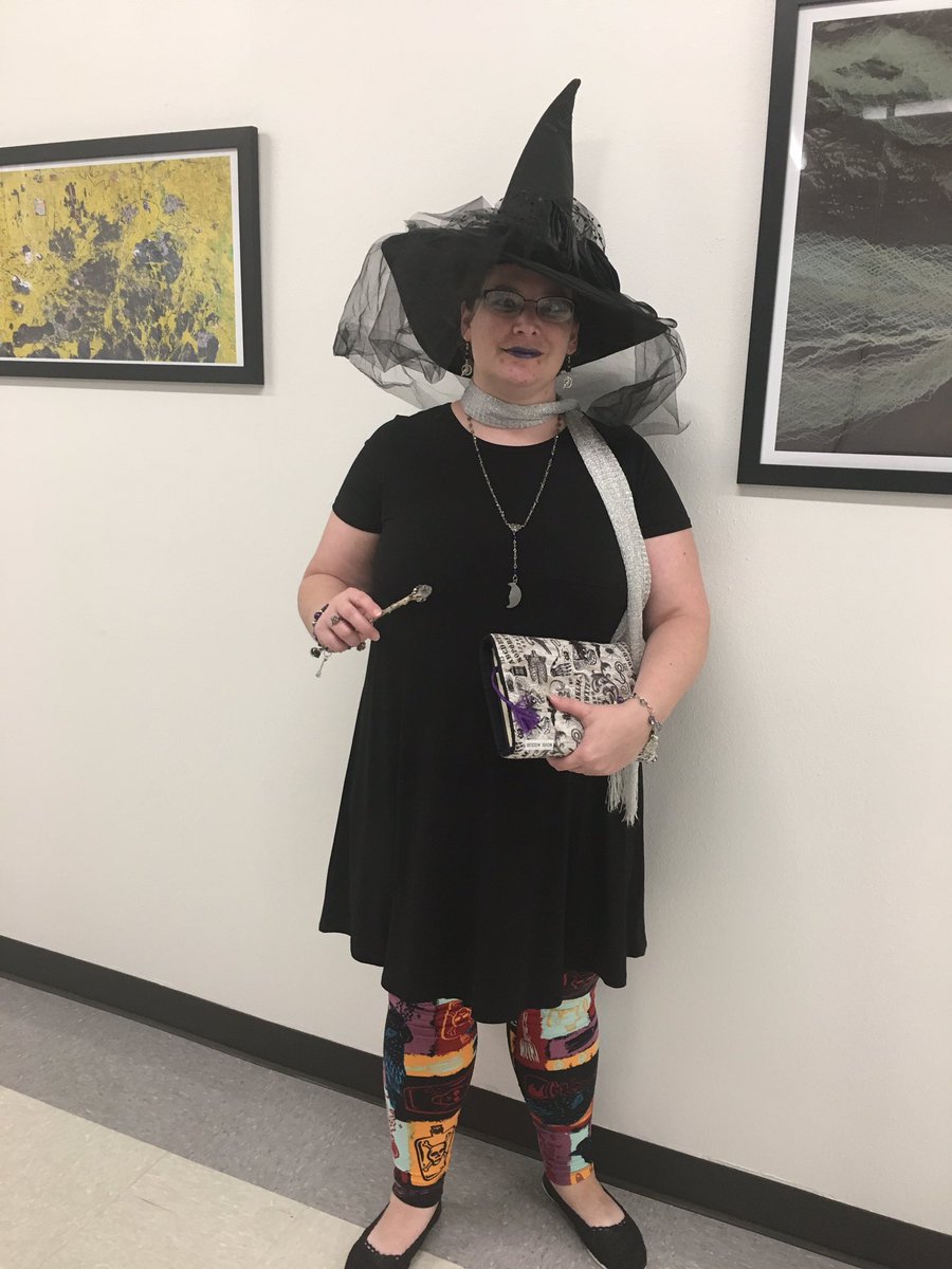 ut_caee's tweet photo. Happy Halloween from @ut_caee! ππ»π€ https://t.co/x0Bj7tOd2p