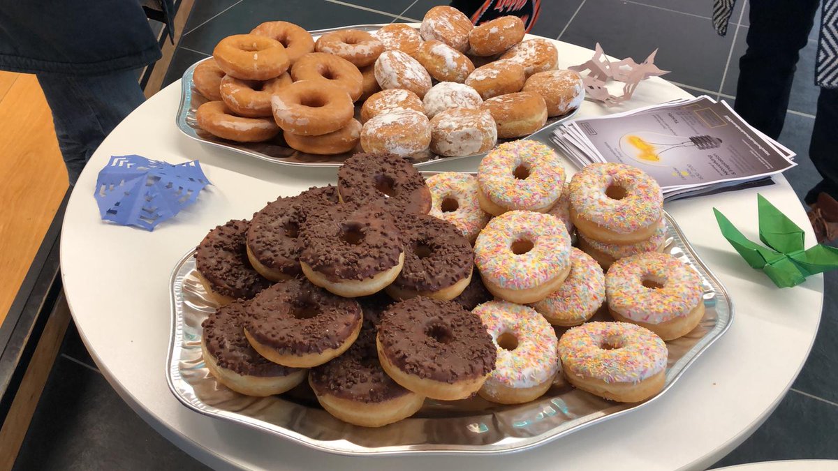 EnactusHerts's tweet photo. We had a great donuts sale yesterday, thanks to everyone that helped out!! :) https://t.co/Z6QHWy8ch7