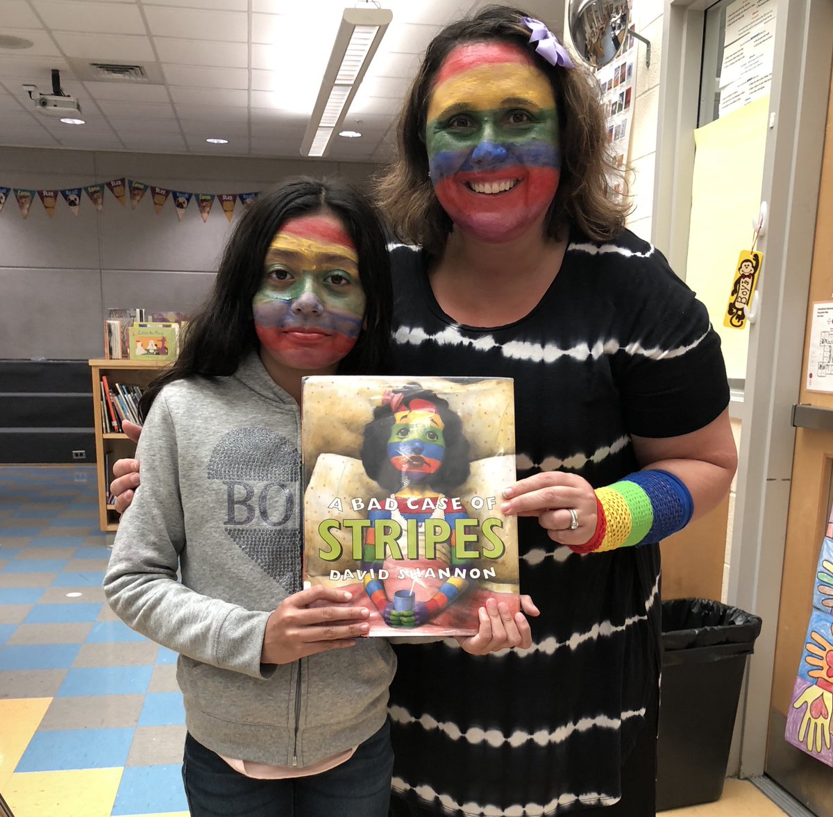 JKarbeling's tweet photo. So much fun at the Woodholme storybook parade! #woodholme #baltcops #readingrocks https://t.co/5L0Y9tPUfs