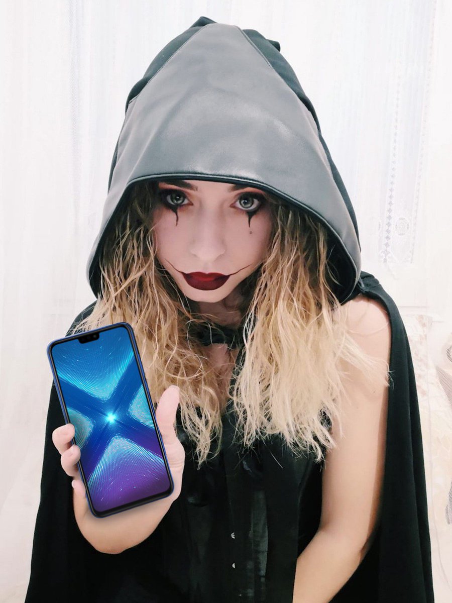🎁SORTEAZO de un #Honor8X

La gente de @Honor_es me ha enviado su nuevo smartphone de pantalla infinita para completar mi look de #Halloween. Los seres de la noche también tenemos derecho a modernizarnos :(

Para ganarlo👇
Sigue a @Honor_es y haz RT a este tuit

💀¡Mucha suerte!