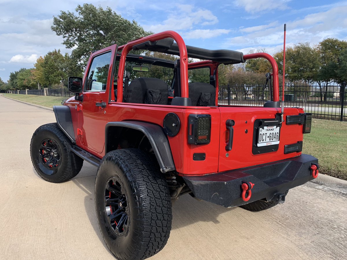 JeeperDoc's tweet photo. All cleaned up. Ready for our next off-road adventure. #Jeep #JeepAddiction #JeepLife #JeepWrangler #JK #Bartact #NittoTires #SpiderWebShade #RevolutionGears #SmittybiltWinch #MetalCloak #EVO #TeraFlex #RubiconExpress #BaldysJeeps https://t.co/vmK2YhKxLC