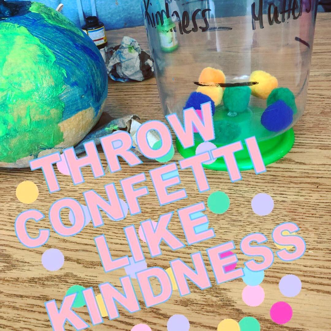 kaylanlongau's tweet photo. Happy Halloween from our social skills group! We’re just over here identifying emotions, painting pumpkins and throwing kindness like confetti! #HappyHallowen #socialskills #KindnessMatters #RelationshipsMatter #KidsDeserveIt #differencemaker #DoBetter https://t.co/uTd68QmHzG