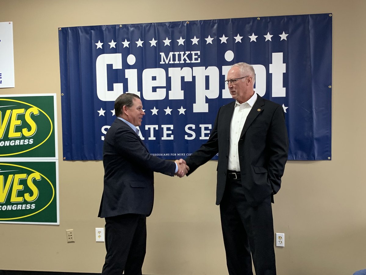 philiptyates's tweet photo. Big crowd on hand in Blue Springs to see @RepSamGraves endorse @MikeCierpiot for state senate. Folks are fired up to vote on Nov 6 #MoLeg https://t.co/B6Ij2HpAWk