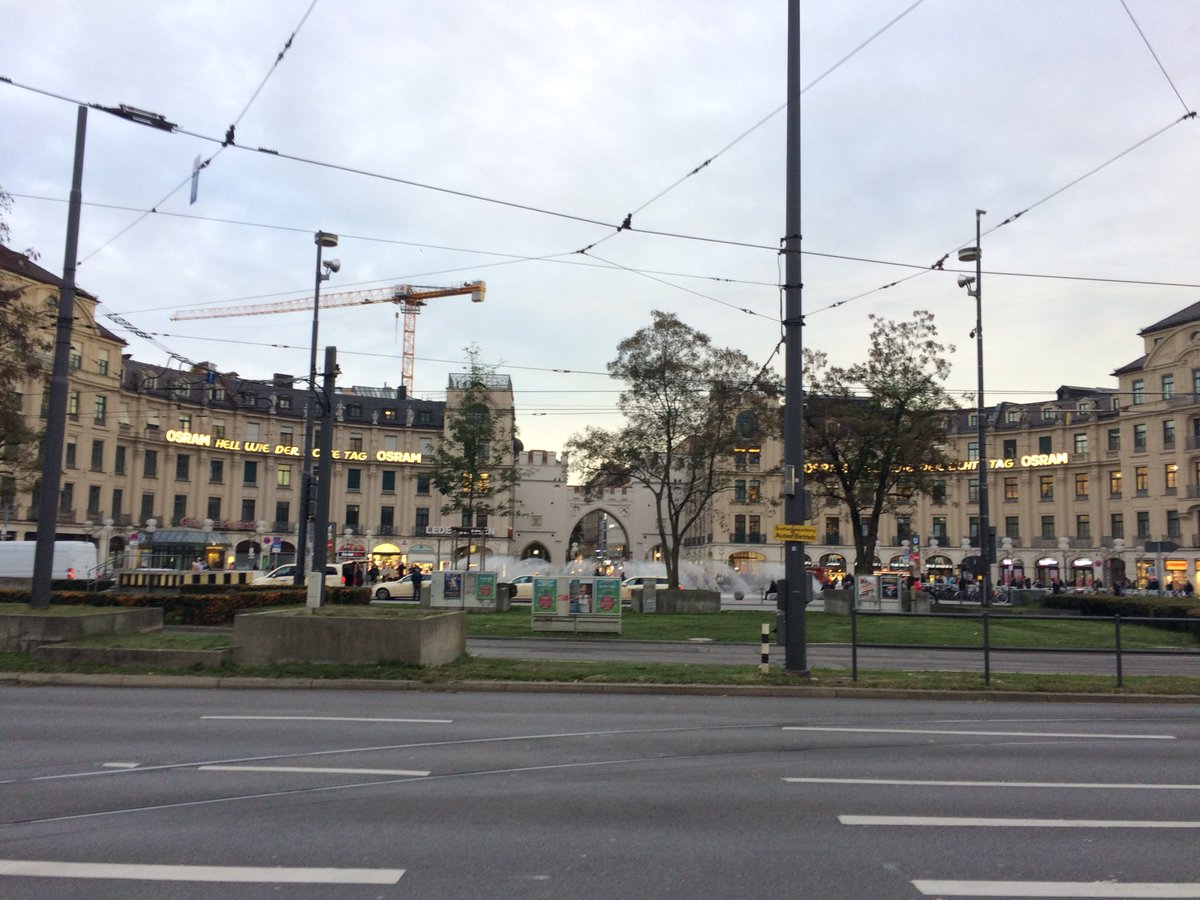 EricaGaudillere's tweet image. Visite de Munich/München assez brève ... bus en retard de deux heures ! Mais rencontre effectuée avec Pint of Sciéce München. #PintofScienceDE.  

Quelques photos pour vos beaux yeux 😘😘 

Liebe Grüsse !