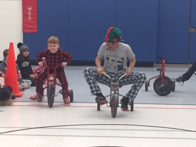 Baltimore_PS's tweet image. Our fun day to celebrate Baltimore PS raising $4000 for the Terry Fox Run.  Way to go Baltimore PS!