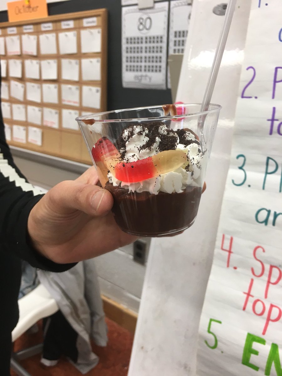 breeinkinder's tweet photo. Our #halloween was over the top! Awesome centres inspire by “The little old lady who wasn’t afraid of anything”, a school-wide parade and sing-a-long lead by @gnitnuoc &amp; Ss made me a delicious Dirt Dessert! 🍭🍬 #HappyHallowen #bestclassever #tomorrowwillbefun https://t.co/4uKTU28AFh
