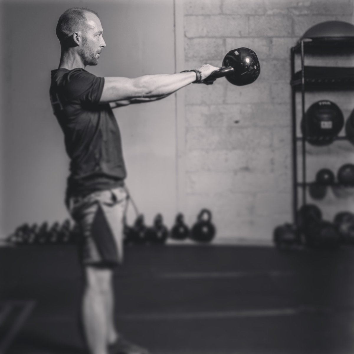 TRXCORE's tweet image. You don’t have to be scared 👻 this Halloween🎃, instead make your goals scared of YOU!💪🏻 @COREStrongKC 
@BeStrongFirst

#EARNIT
#CORESTRONG
#Kettlebell
#Goals
#Motivation
#halloweenworkout