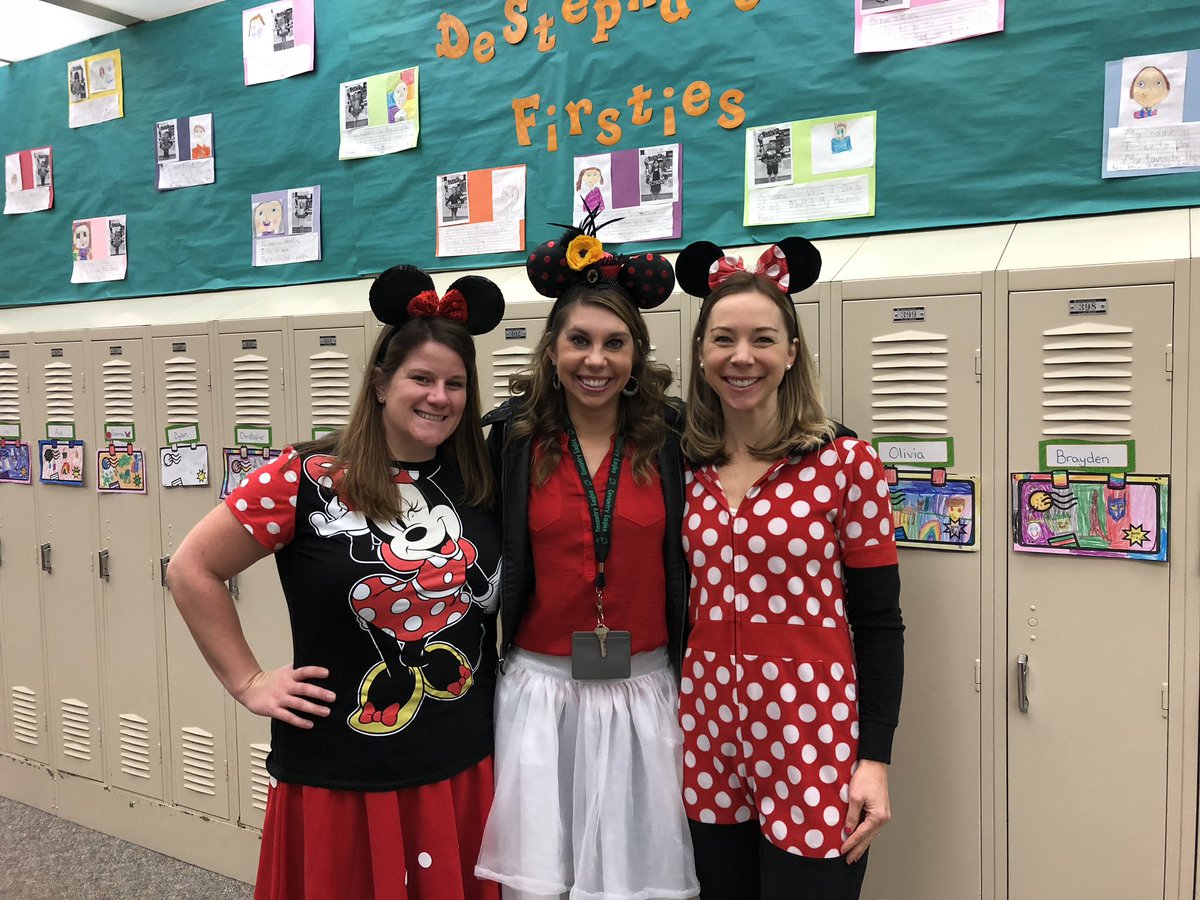 alhopper18's tweet photo. #minniemouse #CovPride https://t.co/nErcivZIYd
