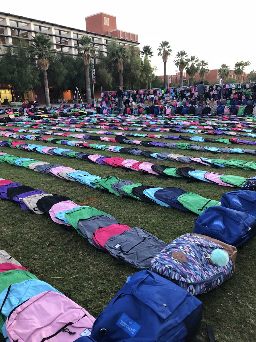 unitedwayaz's tweet image. What an amazing day celebrating #thebackpackproject! Thank you to @jimmyjohns for donating Sammie’s to feed our hard-working volunteers! #UnitedWeAllWin