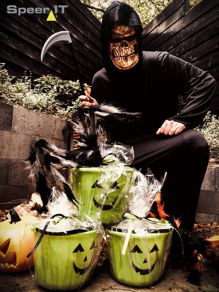 HAPPY HALLOWEEN EVERYBODY!