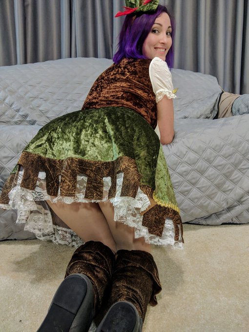 Happy Halloween!!! 😍 What are you wearing?? What are your plans? https://t.co/YMr85ykQOU<a href="/tag/manyvids"class="tags"><span>#manyvids</span></a><a href="/tag/mvsales"class="tags"><span>#mvsales</span></a>
