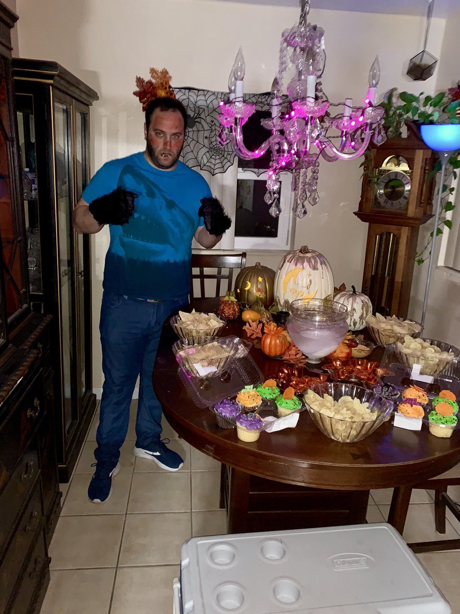 #Halloween