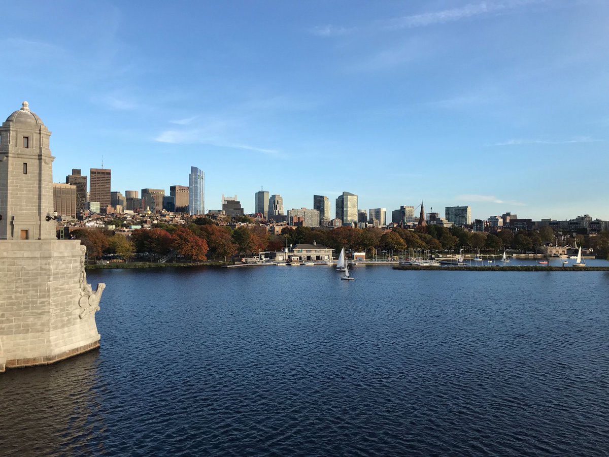 dominic_grun's tweet photo. Relaxing afternoon in Boston after an exciting #SCG2018 meeting. Looking forward to the @humancellatlas meeting tomorrow! https://t.co/9r6RMpjzwB