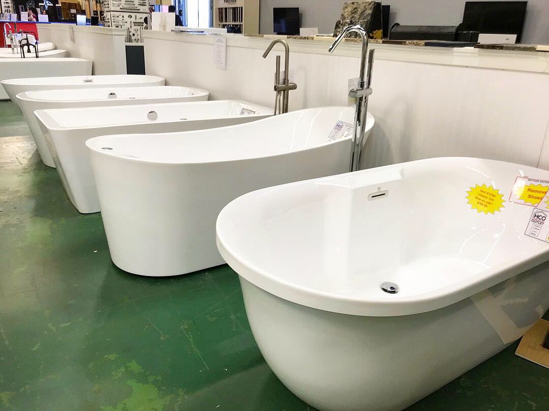 DIYMachine's tweet image. Savings at HCO are SCARY!! Freestanding tubs starting at $699.99 👻 #happyhalloween #freestandingtub #bathroomremodel