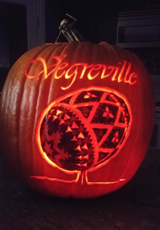 Challenge: Find us a pumpkin carving more 🇺🇦-🇨🇦 than this #HappyHalloween