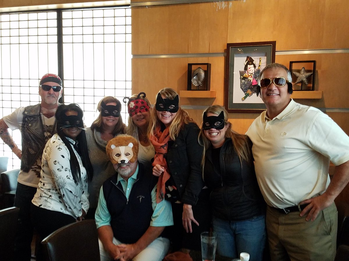 Lucas_Group's tweet photo. And with 100% participation, the winners are....
Cincinnati, Denver, Phoenix and Baltimore!!
Every office had amazing participation - we love the Lucas Group Spirit! #HappyHalloween #JoinLucas https://t.co/BKnpWuGkRm