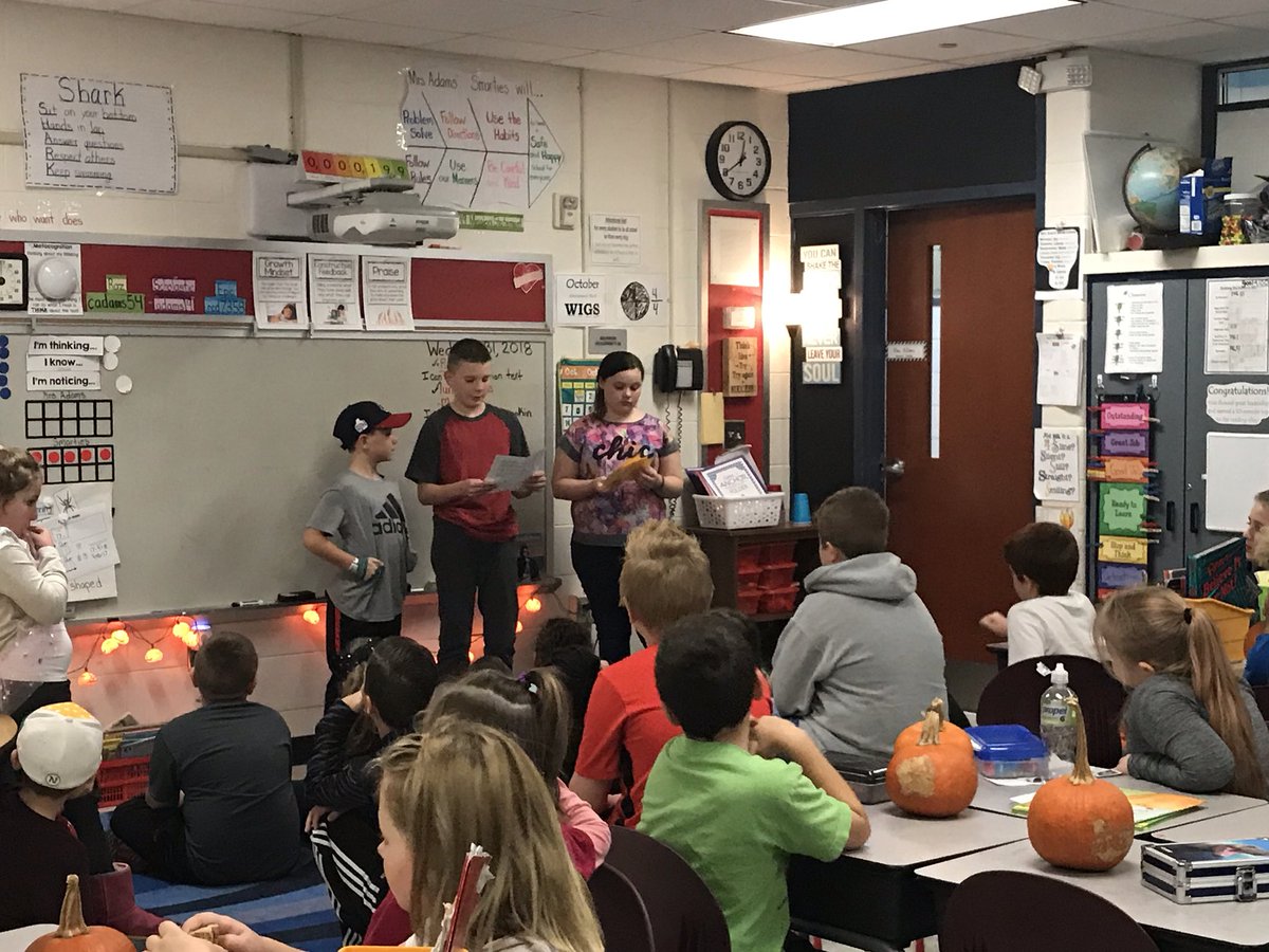 MrsAdams2ndGr's tweet photo. Our 5th grade buddies did a great job leading the Habit 2 lesson!! #leaders #thesekidswilldogreatthings #bhepride https://t.co/pitHNRamAm