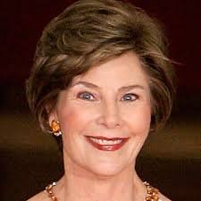   We always miss Mrs Laura Bush for her  a beautiful smile. Happy birthday! 