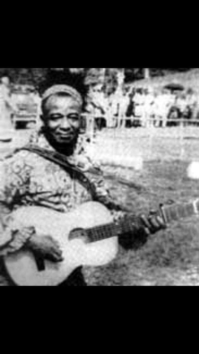 , rhythm guitar and the trumpet. Calendar's group in the 1940s and 50s relied upon a combination of locally-produced instruments like the bata (hand drum) the triangle, and Western instruments like the guitar and the tambourine to produce his distinctive maringa rhythm.