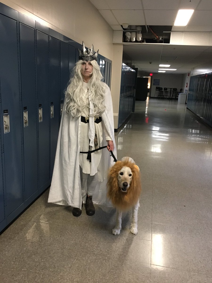 RecSdss's tweet photo. Happy Halloween from your @SDSSSundevils teachers. https://t.co/n7s5YppjTx