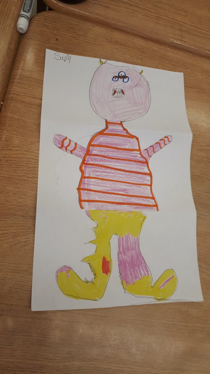 HeaneyOCT's tweet photo. Thanks to @dolphinkidsachievement for this fun Hallowe'en activity!!
..
Fold the paper into three -
• student draws a monster head
• a different student draws a monster body without seeing the head.
• another student draws the legs without seeing the other two sections.
Unfold https://t.co/7UYFEBFcfG