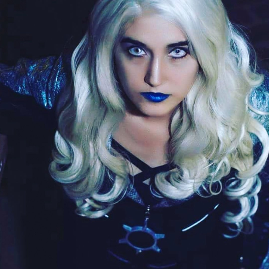 TheCW's tweet photo. See some of our favorites from #CWHalloween! Stream the latest episodes of The CW shows for free only on The CW App! https://t.co/sfnHBdIBsV