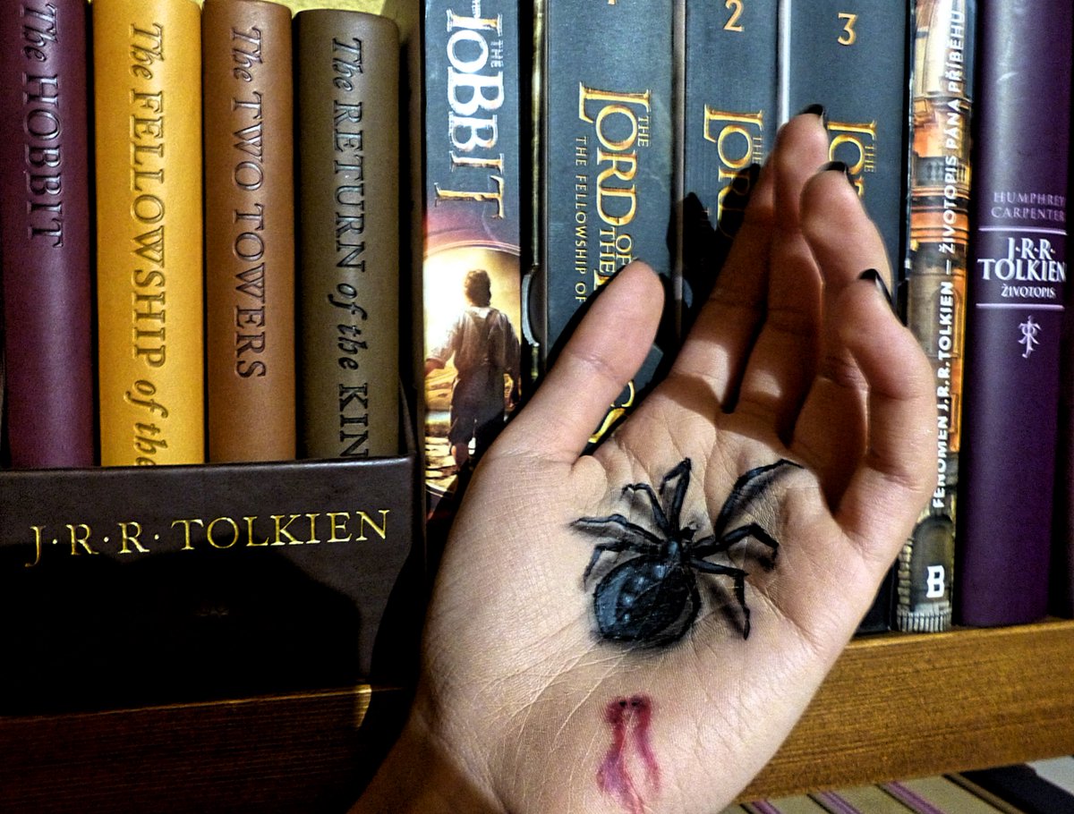 MaliaBarbora's tweet photo. Power of Make-up 🎨
#makeup #powerofmakeup #spider #cosmetics #art #drawing #painting #hand #makeupart #fun #3D #tolkien #inspiration #lotr https://t.co/uWoccgyLa1