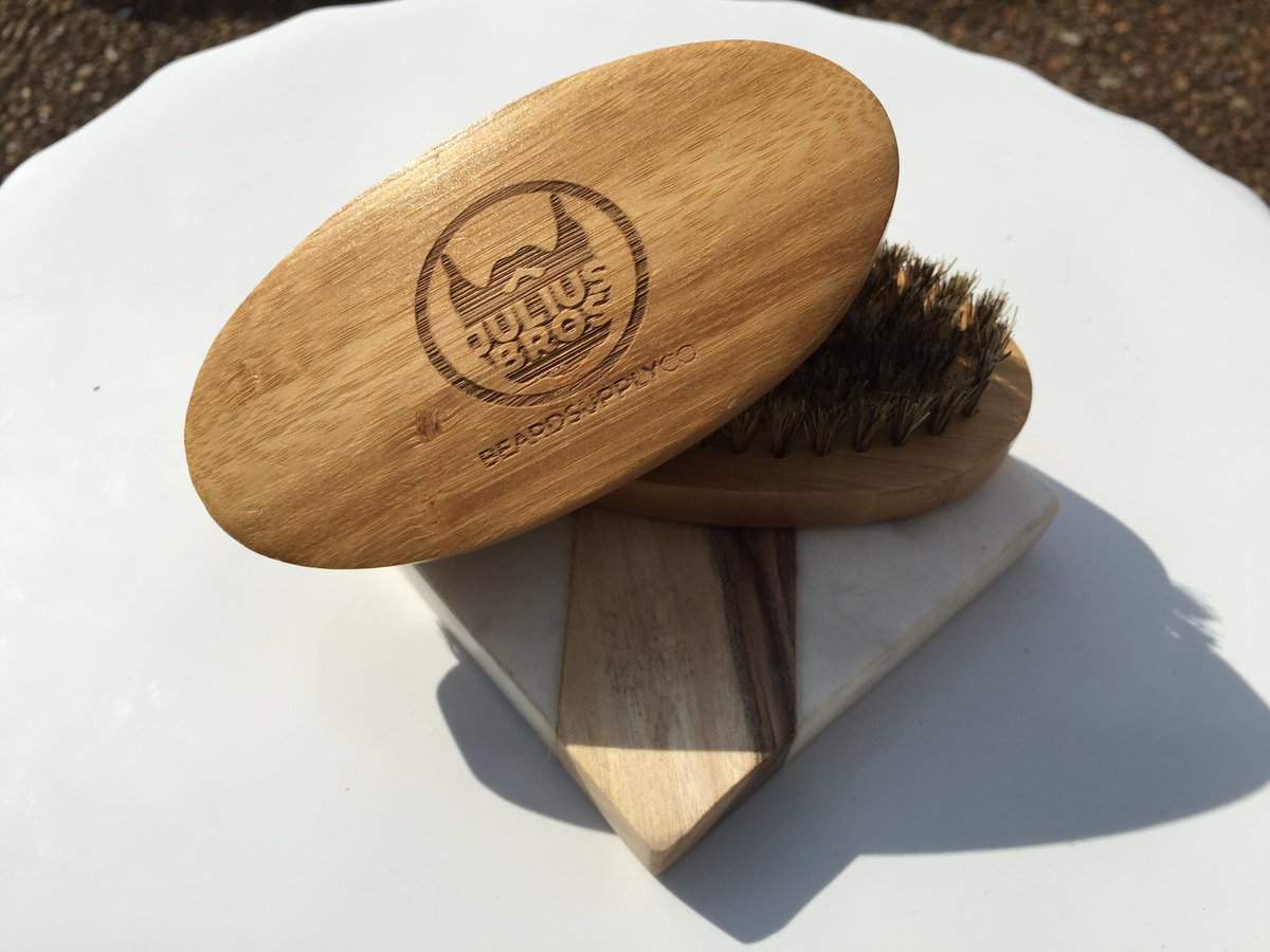 BrosJulius's tweet photo. 🚨NEW PRODUCT ALERT🚨 BOARS HAIR BEARD BRUSH It’s a lifestyle. #JuliusBros #ConsistentQuality #beardgang #beard #bearded #beardlife #beardcomb #beardoil #allnatural #beardbalm #beardblog #columbiatn #franklintn #springhilltn #nashville #brentwoodtn #nashvillebarbers #beardbrush https://t.co/yXEeymeDAK