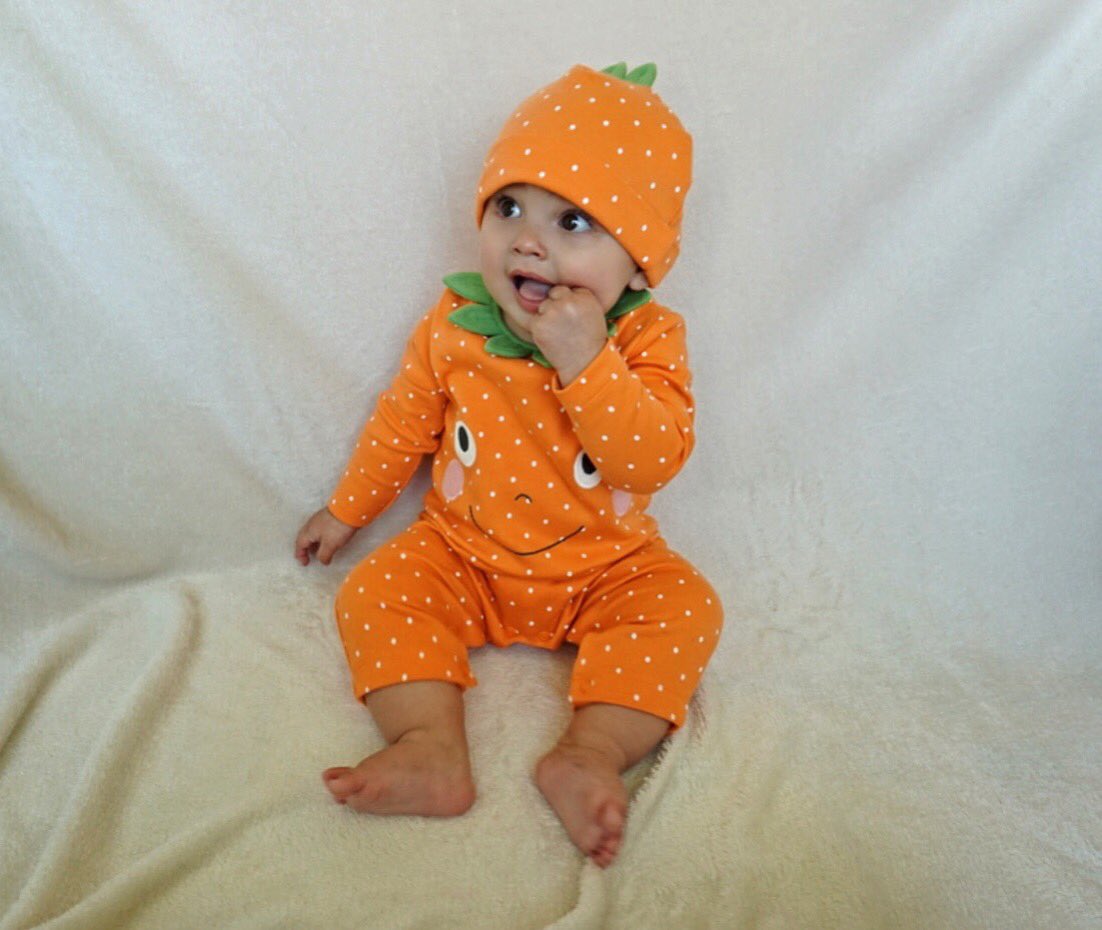 Happy halloween 🎃 first one with my very own pumpkin ✨😘